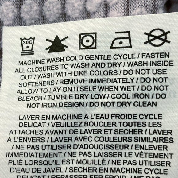 Nike Small Dri-Fit Textured1/4 zip Long Sleeve Athletic Top - Picture 6 of 7